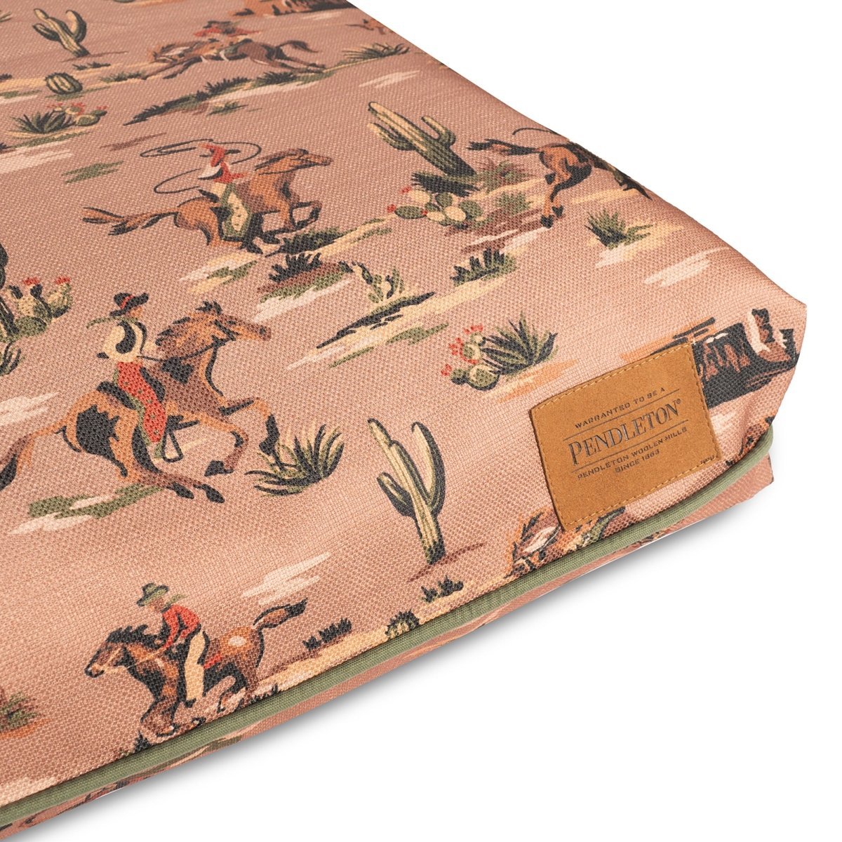 Pendleton All Season Pet Napper - beds, New, and Outdoor Beds