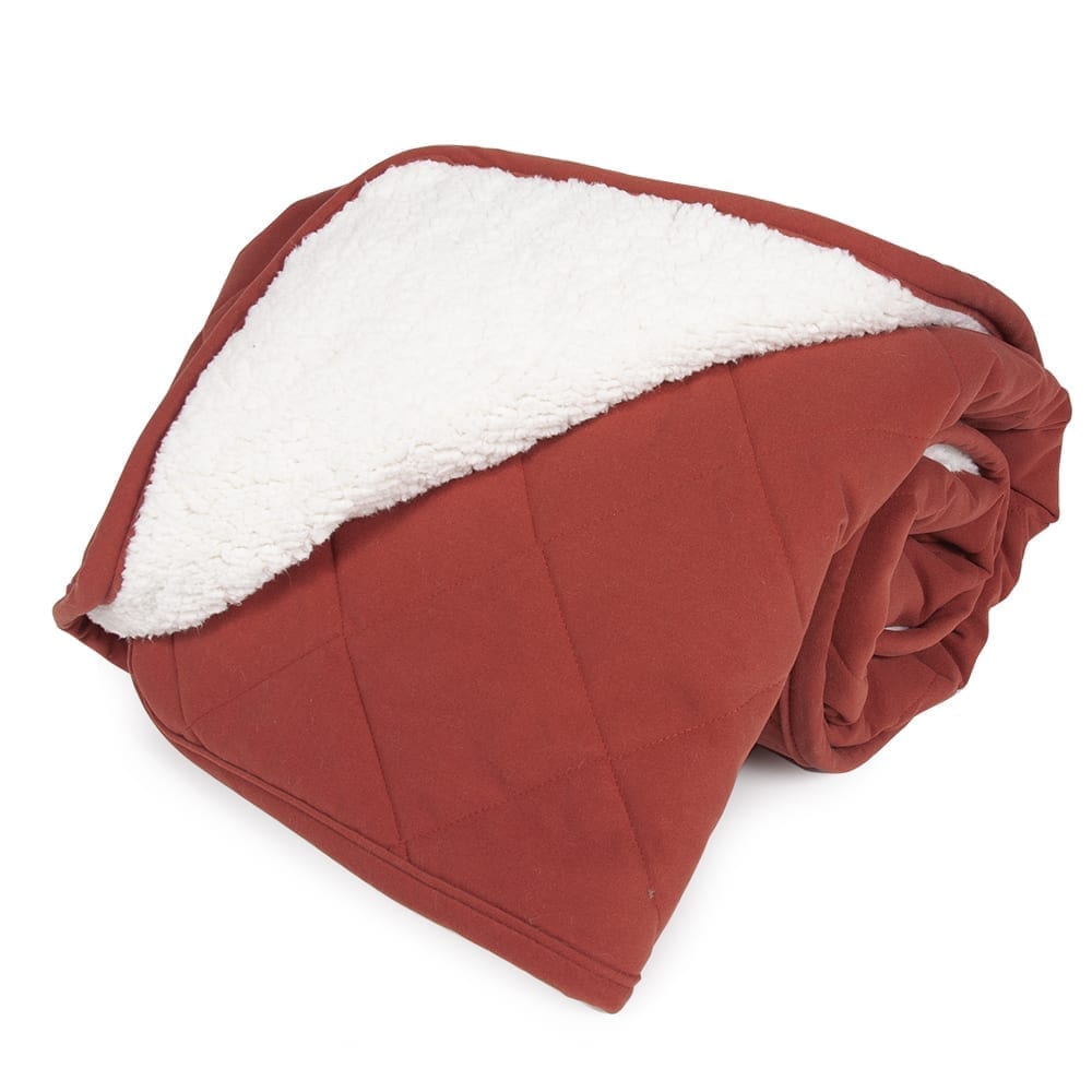 Throw-MF-Quilted-Red_1.jpg